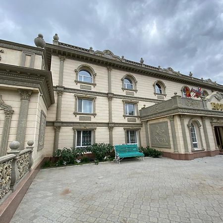 Hotel Astam Kosztanaj Kültér fotó