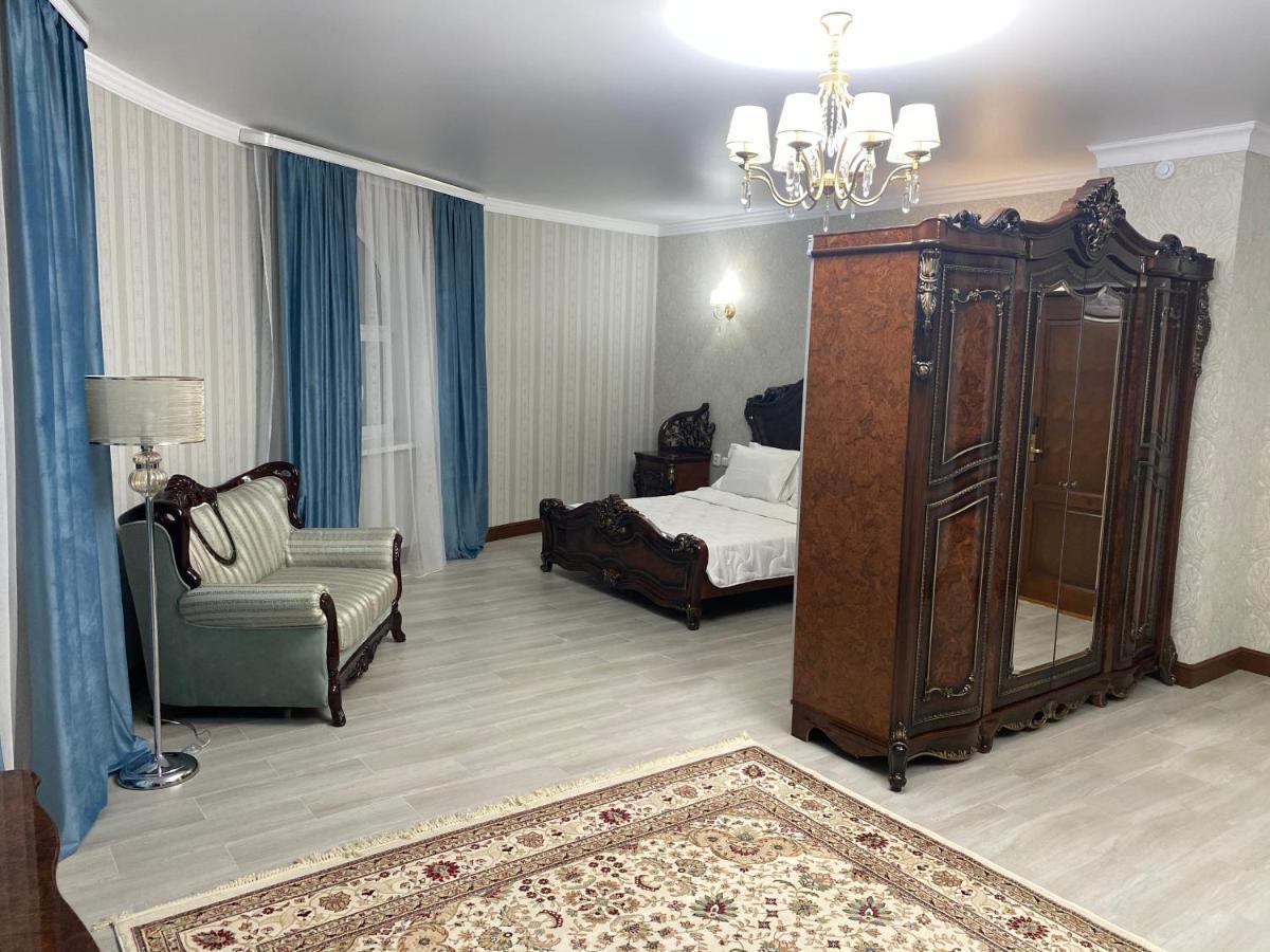 Hotel Astam Kosztanaj Kültér fotó